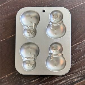 Silver Snowman Cakelet Pan
